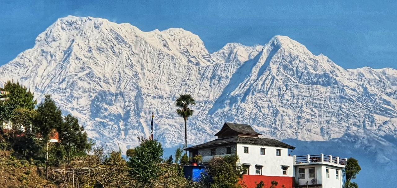 Es Deurali Resort Pokhara Exteriör bild