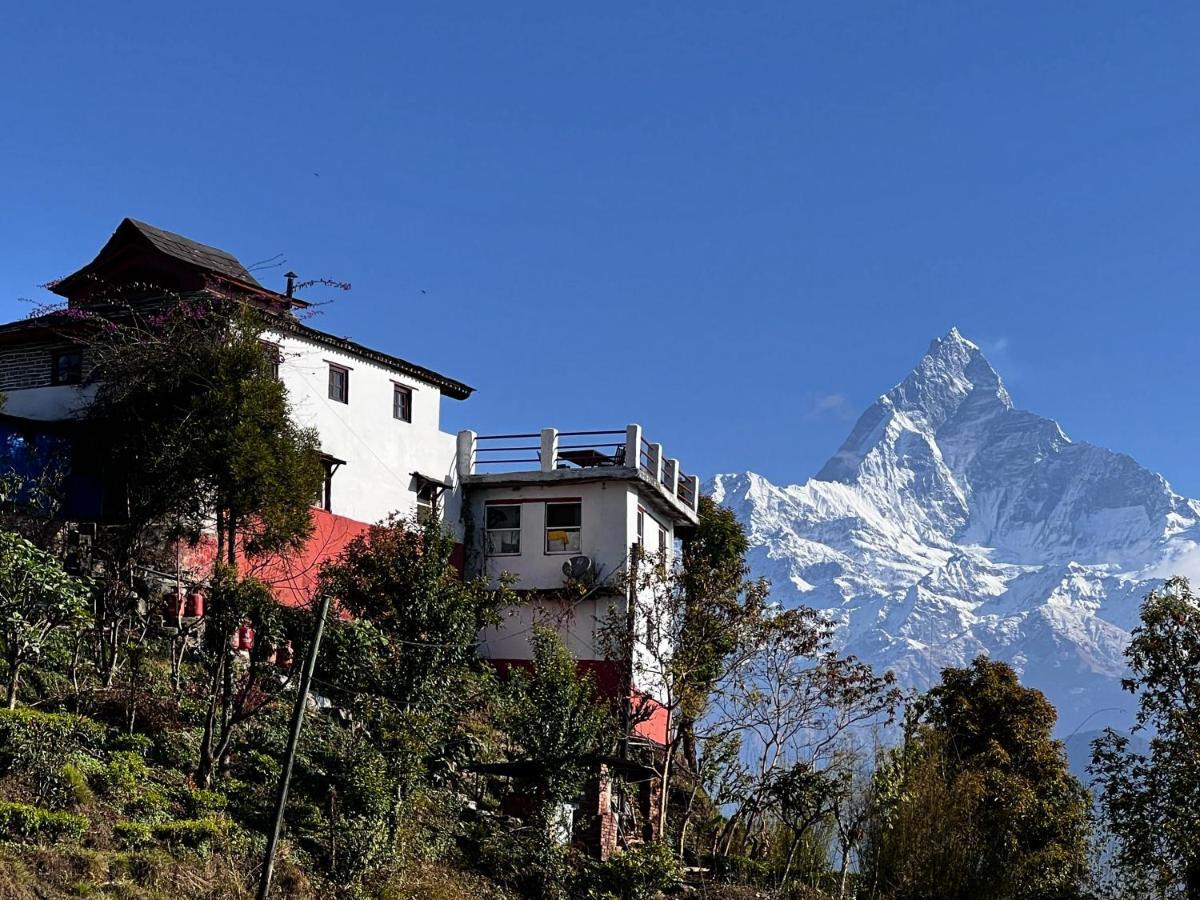 Es Deurali Resort Pokhara Exteriör bild