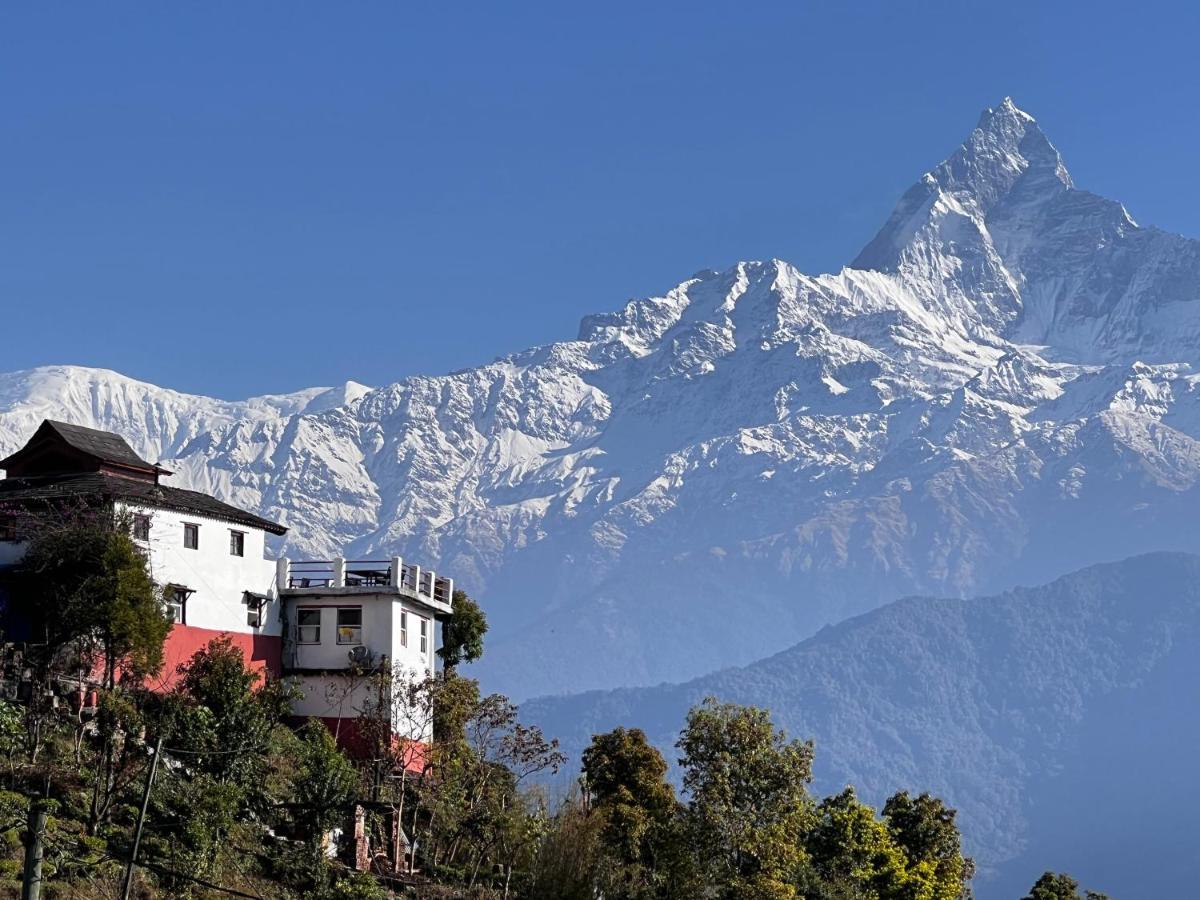 Es Deurali Resort Pokhara Exteriör bild